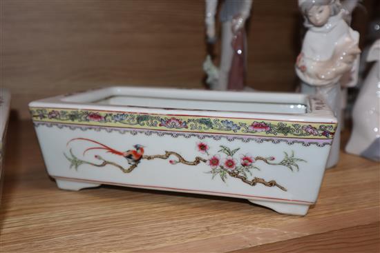 A pair of Chinese famille rose square planters Length 24cm